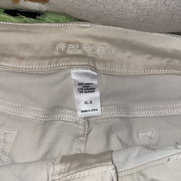 Maurice’s Skinny Jeans - Picture 3 of 4